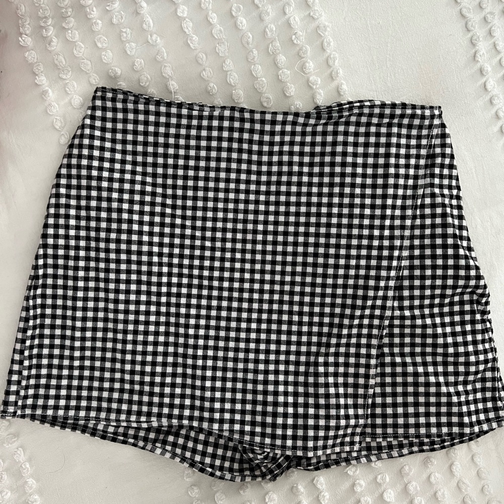 Hollister gingham skort